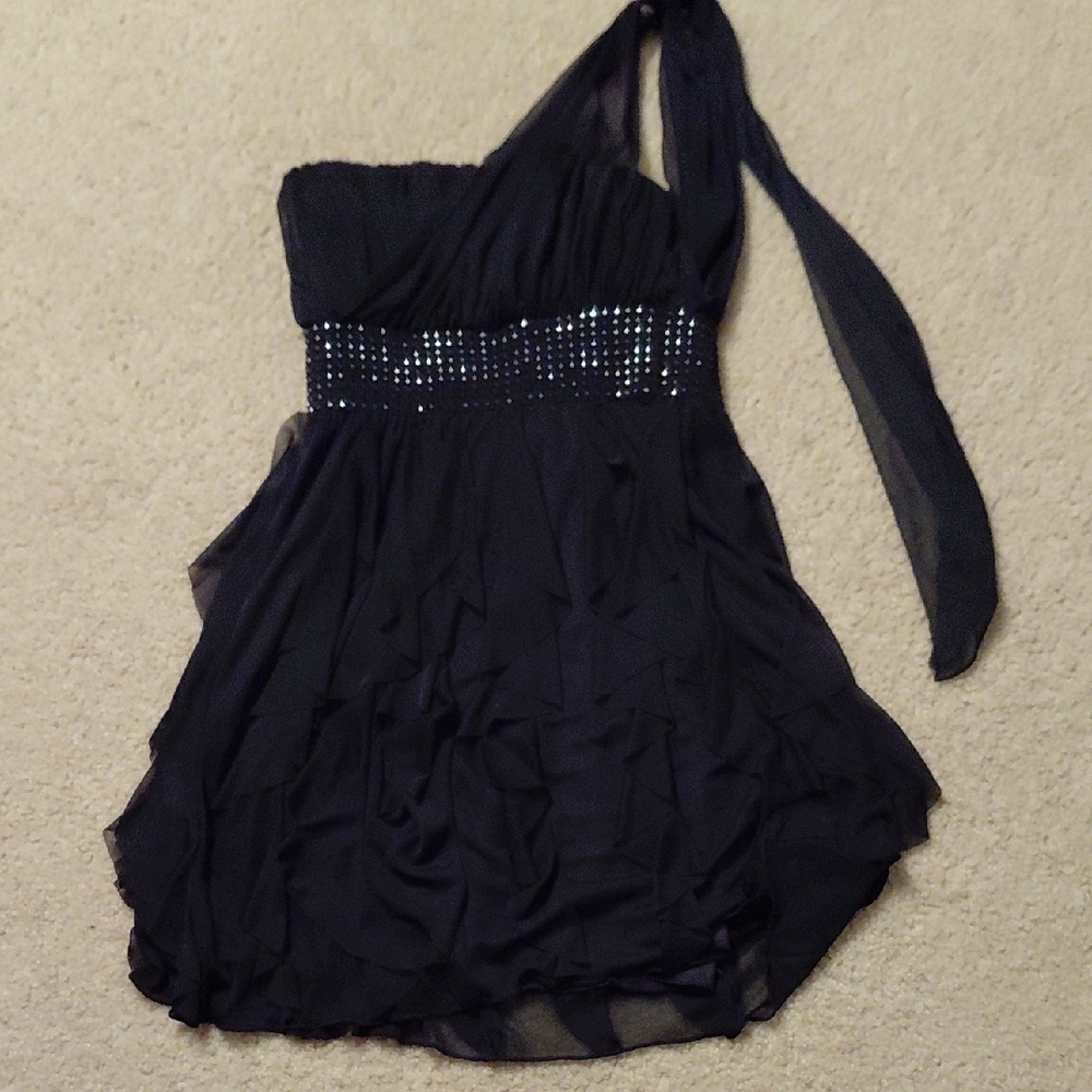 Roberta Bridal Black One-Shoulder Dress